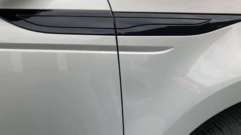 Land Rover Range Rover Evoque 1.5 P300e Evoque Edition 5dr Auto Hatchback